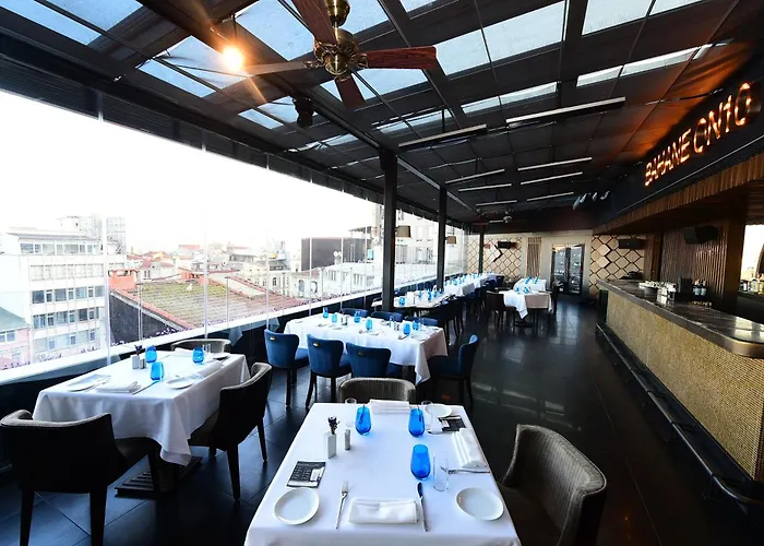 10 Karakoy Hotel Istanboel