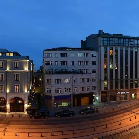10 Karakoy 5*