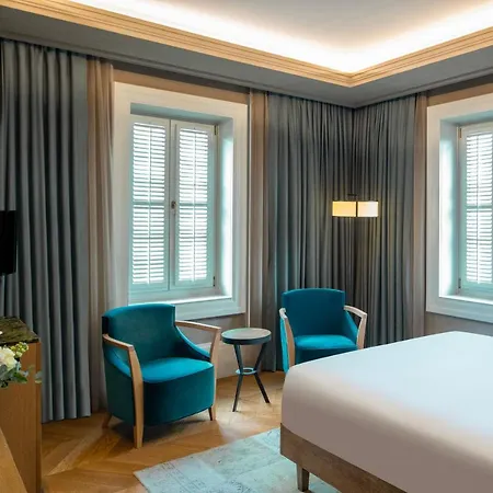 10 Karakoy Otel