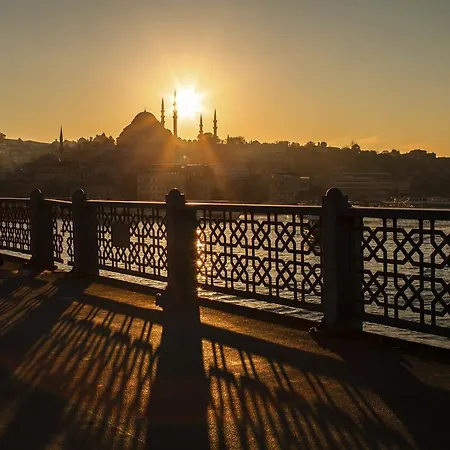 10 Karakoy Otel 5*