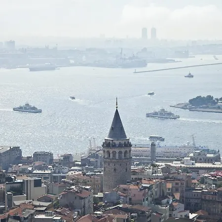 10 Karakoy Otel