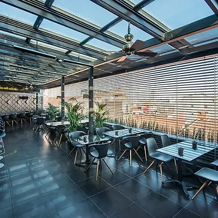 Otel 10 Karakoy
