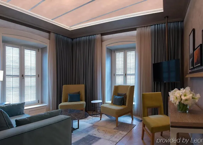 10 Karakoy Отель 5*