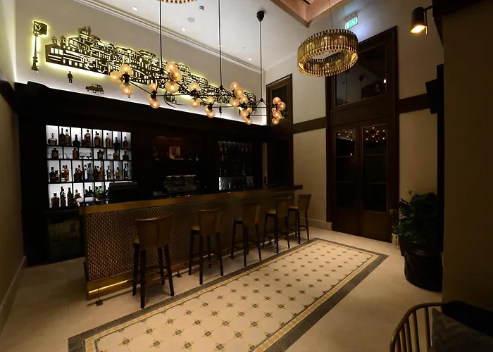 10 Karakoy Отель